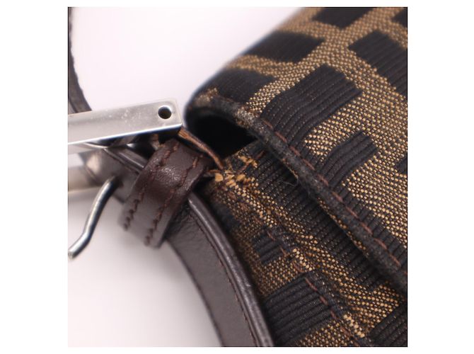 Borsa a secchiello a tracolla Fendi Zucca Mamma Marrone Beige - vista 12