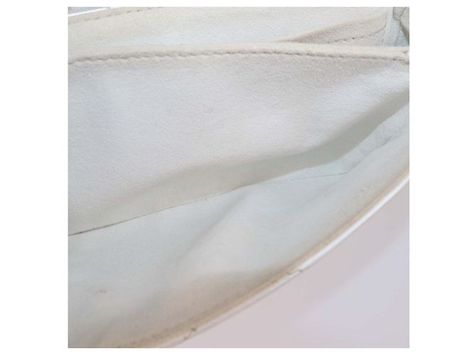 Borsa a catena New Wave PM in pelle Pearl White Louis Vuitton - vista 5