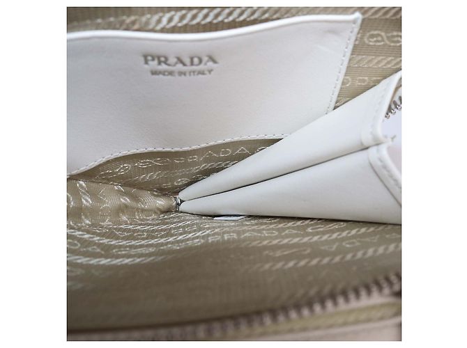 Borsa a tracolla Mini Double Triangle Prada in pelle Saffiano bianca Bianco - vista 7