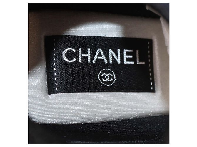 Sneakers basse Chanel in nylon giallo/bianco CC - vista 6