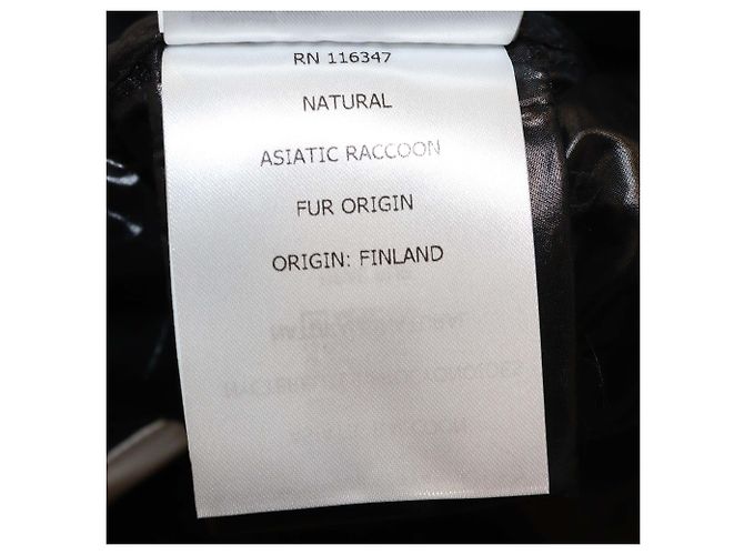 Casaco Moncler de nylon preto acolchoado com capuz com acabamento em pele - vista 7