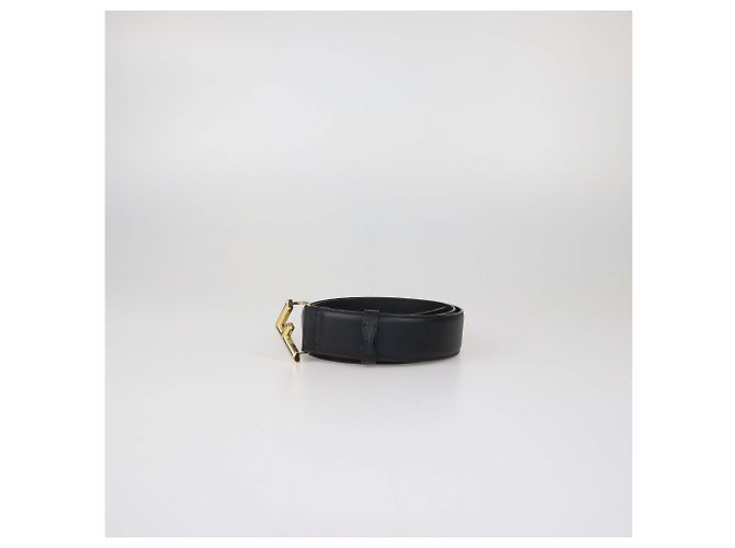 Cinto Fendi em couro preto com fivela F Logo - vista 2