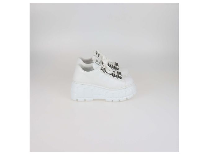 Sneakers basse con platform in pelle bianca Miu Miu Bianco - vista 3