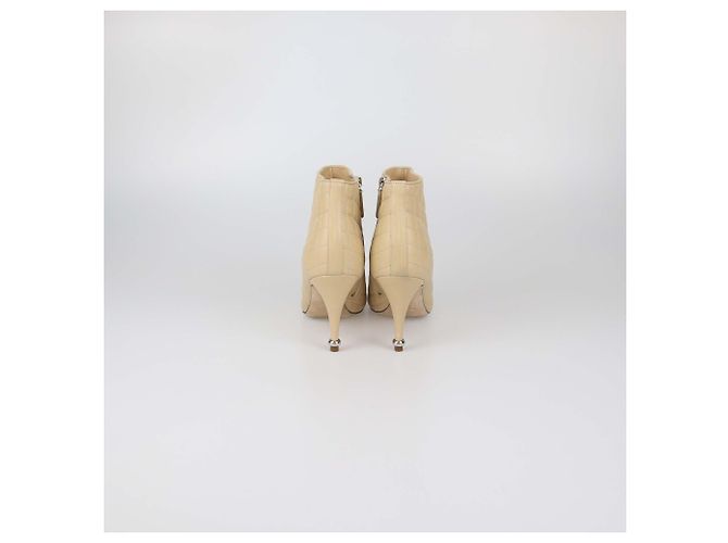 Botines Chanel de piel acolchada Beige/Black con puntera CC Cap Toe Negro - vista 5