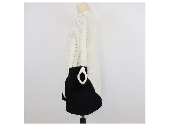 Maje Strick-Poncho Pullover Weiß/Schwarz - Ansicht 2