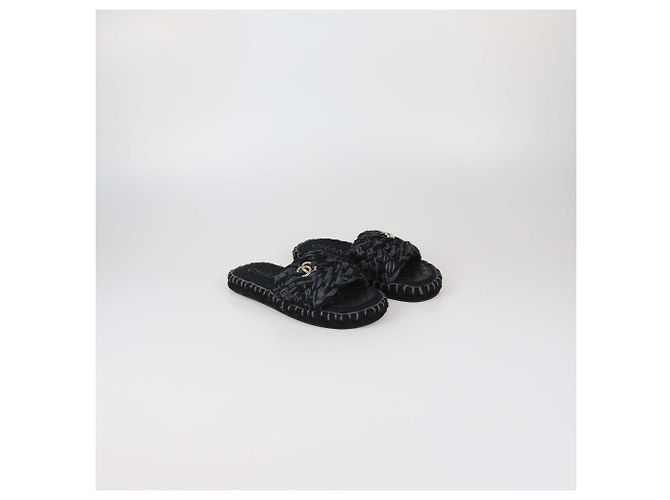Ciabatte basse Chanel in tessuto intrecciato CC Nero/Grigio - vista 2