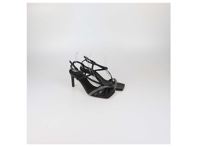 Brunello Cucinelli Knöchelsandalen aus schwarzem Leder mit Perlendetails - Ansicht 2