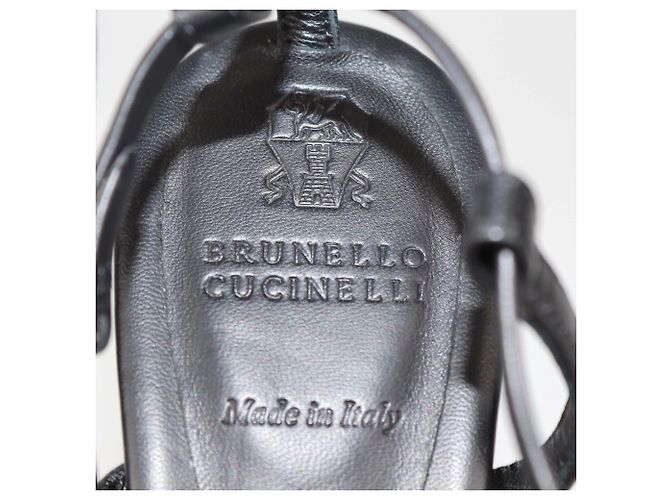 Brunello Cucinelli Knöchelsandalen aus schwarzem Leder mit Perlendetails - Ansicht 6