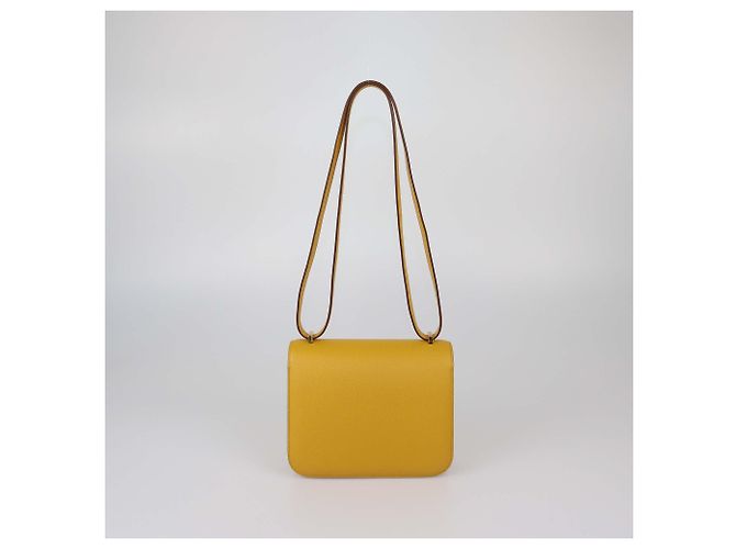 Hermès Borsa Mini Constance Hermes in pelle Epsom Jaune Amber - vista 3
