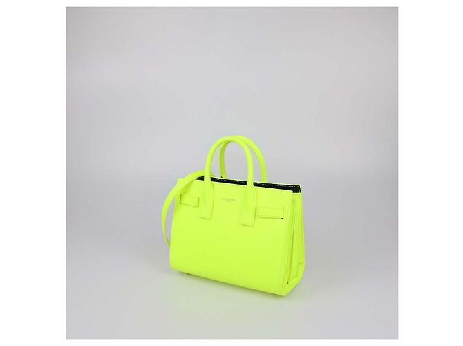Saint Laurent Sac De Jour Tote Nano Classic in pelle verde neon - vista 3