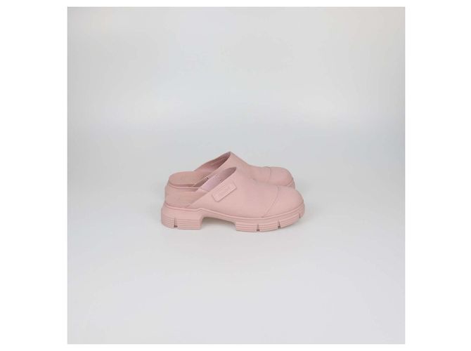 Mules City in gomma rosa Ganni - vista 3