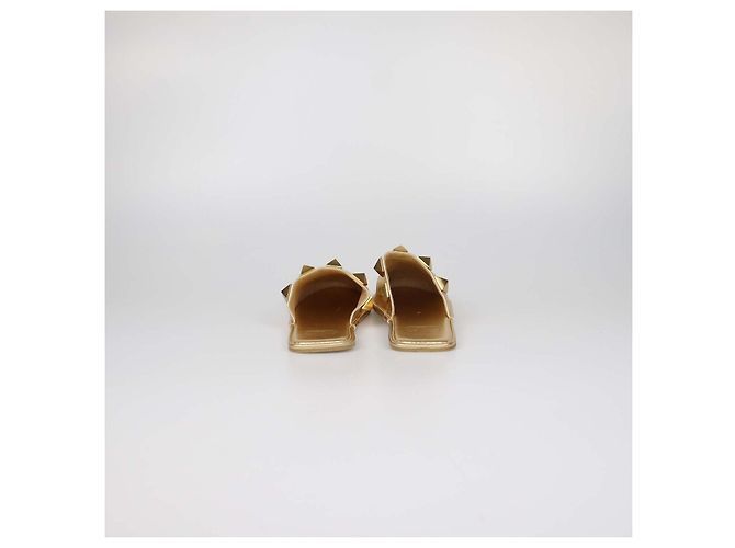 Pantofole Roman Stud in pelle dorata Valentino D'oro - vista 5