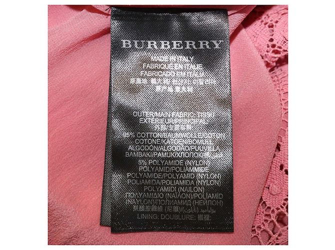 Set Burberry Camicia in Pizzo di Cotone Rosa e Gonna Midi con Cristalli Applicati - vista 6