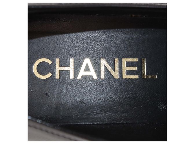 Mocassini platform Chanel in pelle lucida nera con catena CC Nero - vista 6