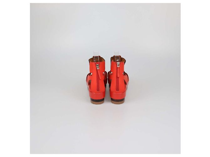 Fendi Red Leather Elastic Strap Platform Sandals - view 5