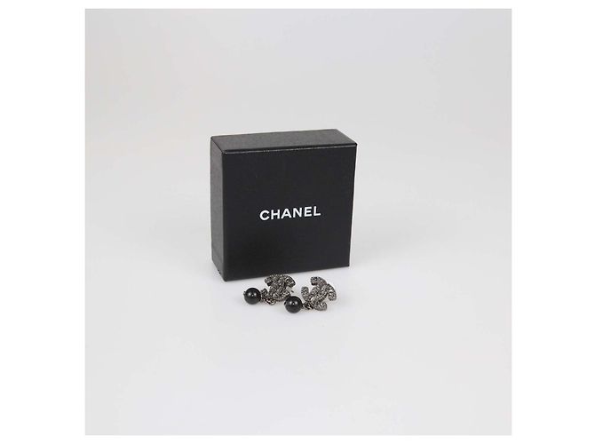 Orecchini Chanel Black CC con perle sintetiche a goccia e chiusura a pressione Nero - vista 6