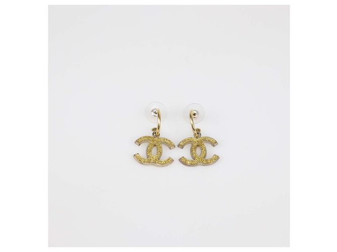 Chanel CC vergoldete Emaille-Ohrstecker Golden - Ansicht 4