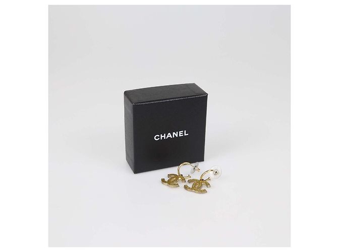 Chanel CC vergoldete Emaille-Ohrstecker Golden - Ansicht 6