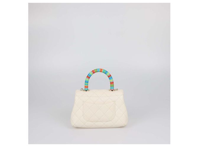 Mini mala Chanel Rainbow Coco Top Handle em pele acolchoada Off White Branco - vista 3
