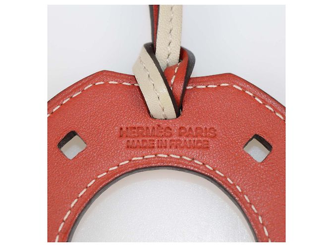 Hermès Paddock Horseshoe Bag Charm aus Swift-Leder bicolor Rot Beige - Ansicht 4
