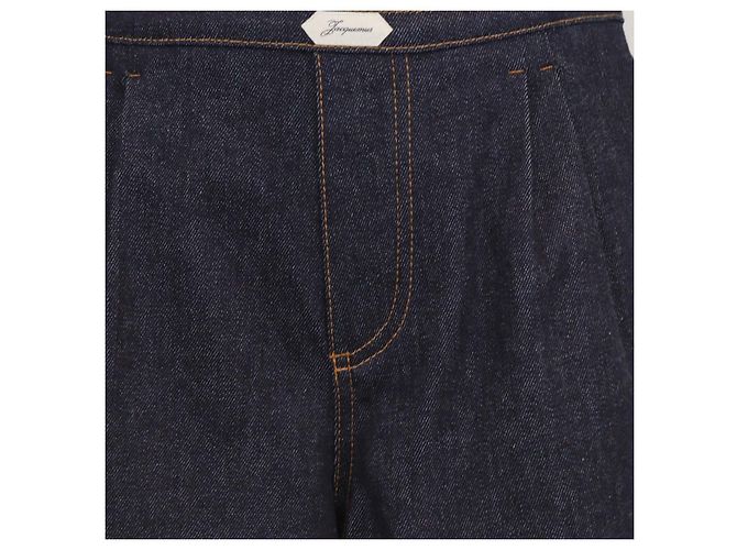 Jacquemus The Amelo de-Nimes Mini Short Plisado en Denim Azul Oscuro Azul marino - vista 4