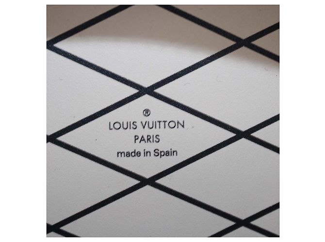Borsa Louis Vuitton Red Monogram Vernis Mini Boite Chapeau Rosso - vista 5