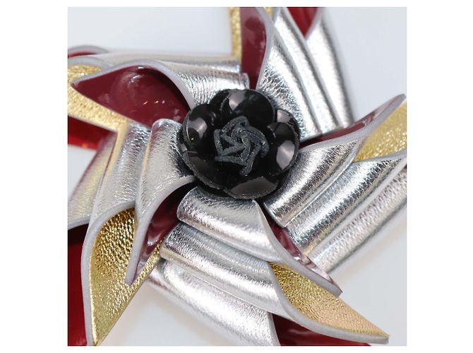 Spilla Chanel CC Pinwheel in pelle multicolore e pelle verniciata - vista 2