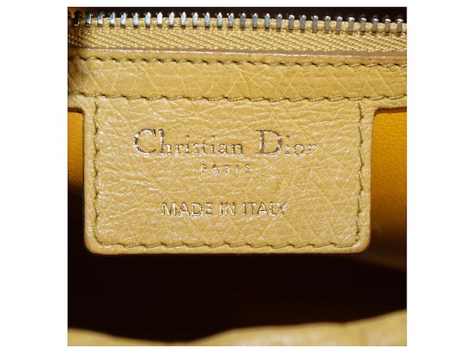 Christian Dior Borsa Tote Large Lady Dior in pelle di struzzo gialla Giallo - vista 5