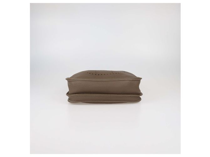 Hermès Borsa Hermes Evelyne III PM in pelle Clemence Etoupe Taupe - vista 4