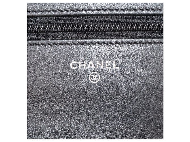 Borsa WOC Chanel in pelle matelassé nera Nero - vista 5