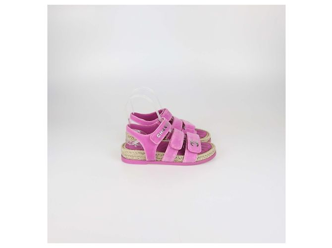 Sandali Espadrilles Chanel in velluto rosa CC - vista 3