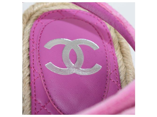 Sandali Espadrilles Chanel in velluto rosa CC - vista 6