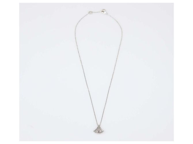 Bulgari Bvlgari Diva's Dream 18K White Gold Diamond Pendant Necklace Golden - view 5