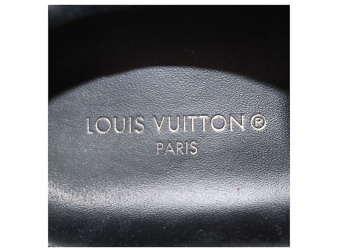 Sneakers basse Rivoli in canvas Monogram nero/grigio Louis Vuitton - vista 6