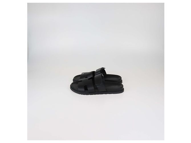 Hermès Sandali slide Chypre in pelle nera Hermes Nero - vista 4