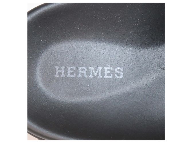 Hermès Sandali slide Chypre in pelle nera Hermes Nero - vista 6
