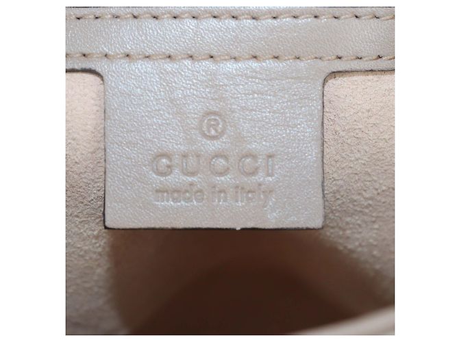 Gucci GG Marmont Schultertasche Medium aus gestepptem Leder in Old Rose mit Perlen - Ansicht 5