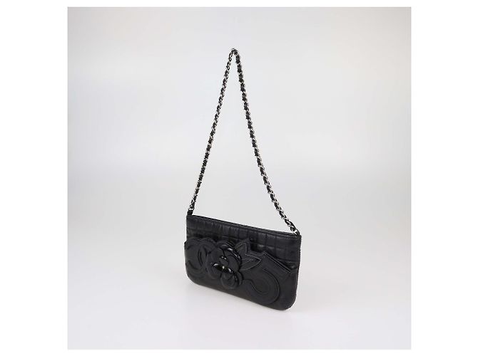 Borsa Pochette Chanel Black Choco Bar Leather Camellia No.5 Nero - vista 2