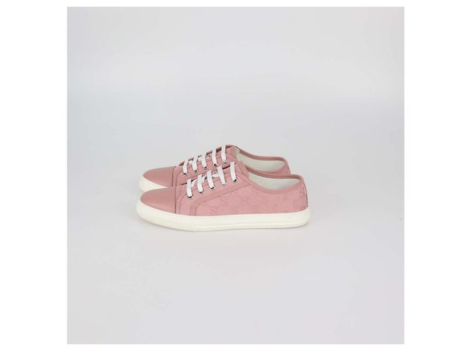 Sneakers basse Gucci in canvas GG e pelle rosa - vista 4