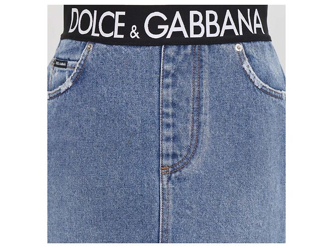 Falda Dolce & Gabbana de denim azul con cinturilla de logo y efecto desgastado - vista 4