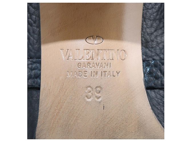 Botas Rockstud de cuero negro con hebilla de Valentino - vista 6