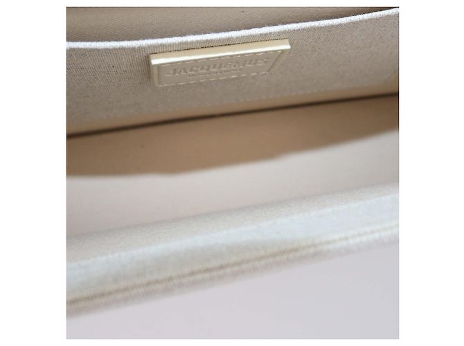 Jacquemus Le Bambinou Top Handle Bag aus beigem Canvas - Ansicht 6
