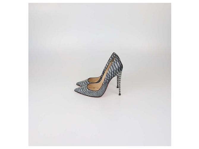 Christian Louboutin Grey Python Embossed Leather So Kate Pointed Toe Pumps Black White - view 4