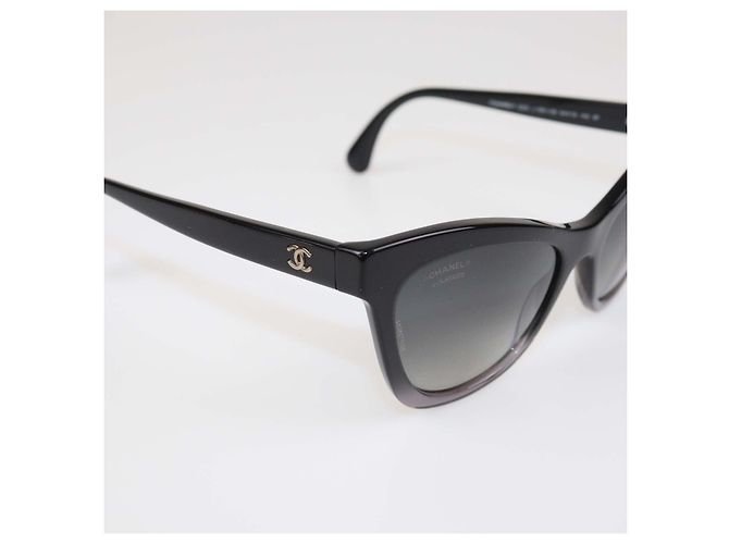 Gafas de sol Cat Eye Chanel Black Gradient CC Negro - vista 6