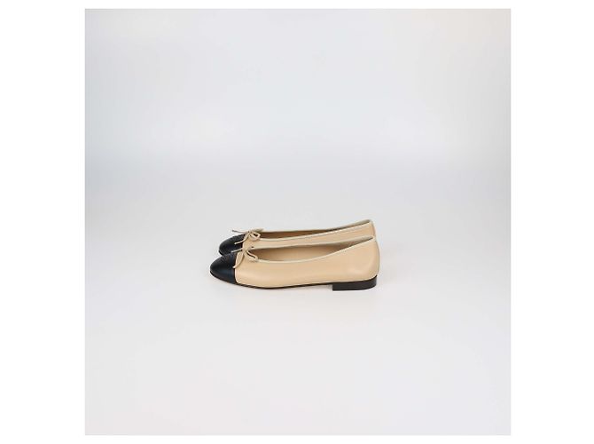 Ballerine Chanel Beige/Black Leather Bow CC Cap Toe Nero - vista 4