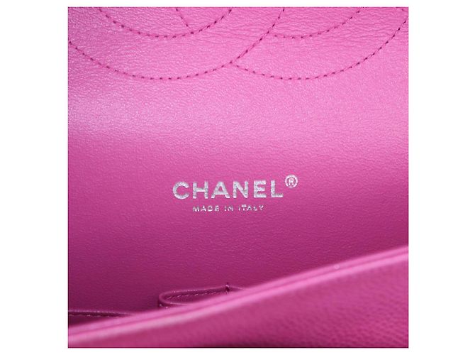 Borsa Chanel Maxi Classic Double Flap in pelle caviar matelassé e nubuck rosa - vista 5