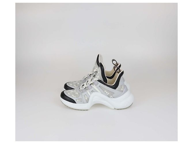 Zapatillas Archlight Louis Vuitton de nailon y cuero Monogramme gris/negro - vista 4