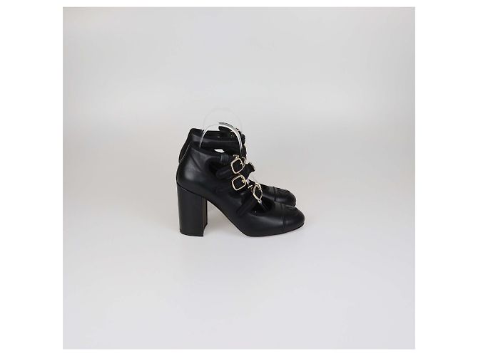 Décolleté Chanel in pelle nera con cinturini multipli Mary Jane e punta CC Nero - vista 3