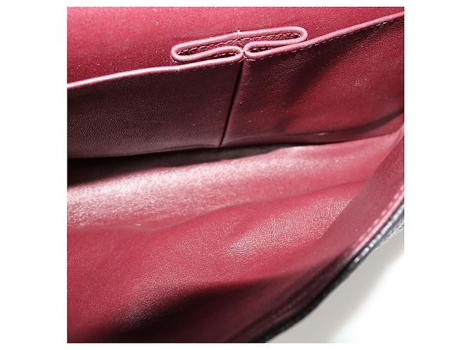 Borsa Chanel Medium Classic Double Flap in pelle caviar matelassé nera Nero - vista 6