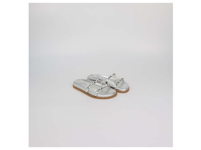 Valentino Rockstud Flat Slides in PVC argento e pelle verniciata - vista 2